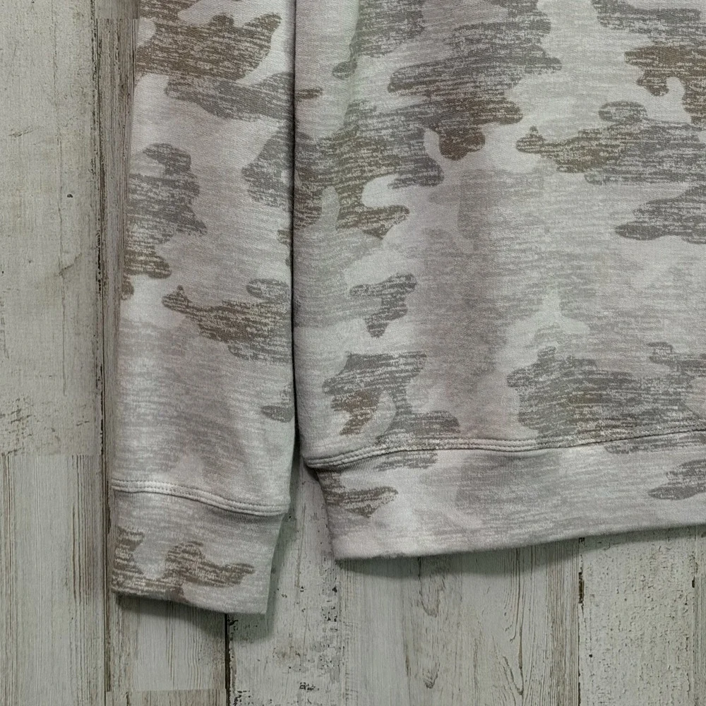 Athleta Pure Luxe Camo Printed Sweatshirt XXS Lounge Casual Pullover Crewneck